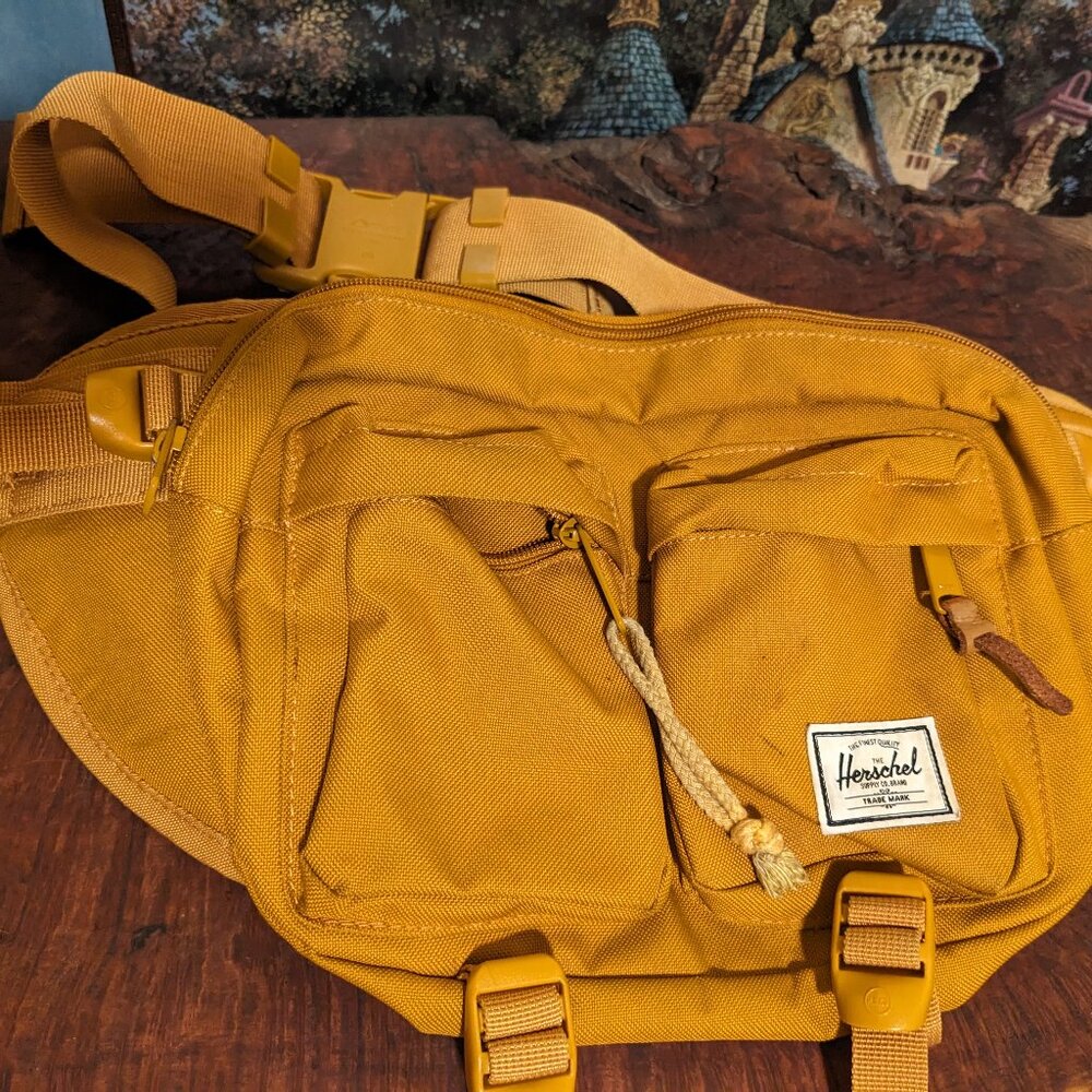 Herschel eighteen waist pack sling fanny bag